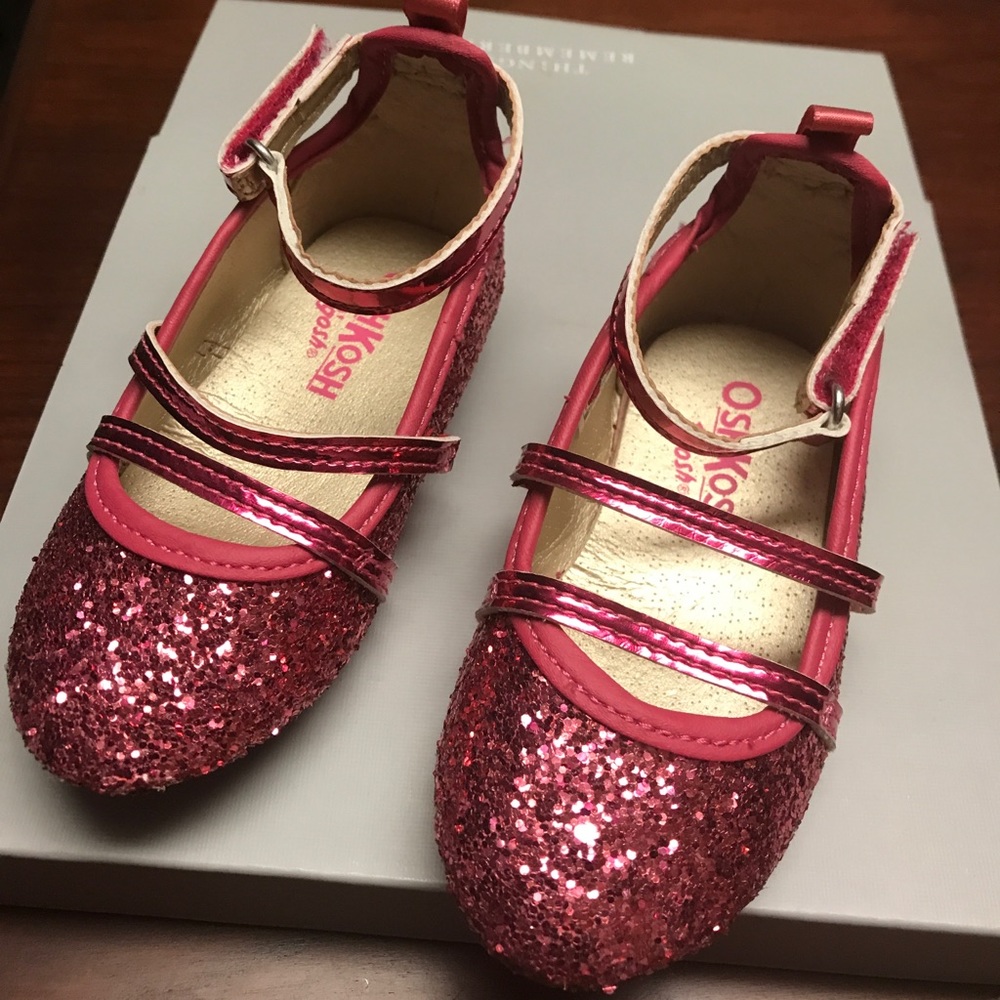 OshKosh B’gosh glitter ballerina shoes